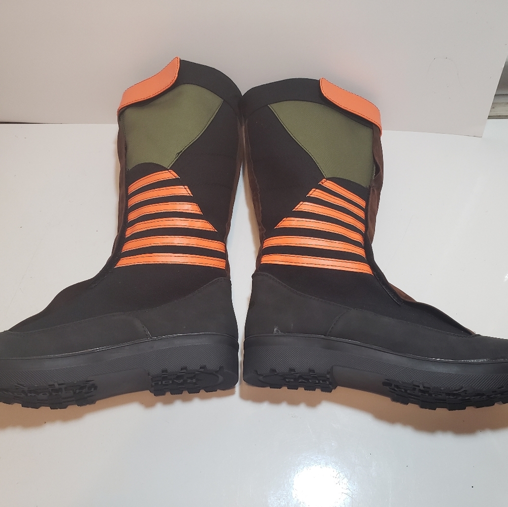 Women's costume lightweight uninsulated boot size 7.5 EU 38